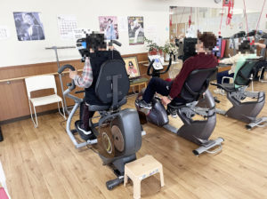 自転車マシーン・バイクマシーン・リハビリ型介護施設ひこね